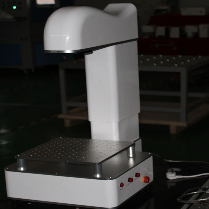 3D-волоконный лазерный маркировочный станок с криволинейной поверхностью